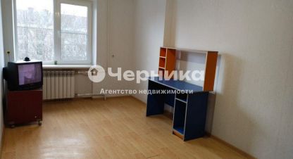 Продам квартиру 1 комнатную с общей площадью 30м2, 4/5 эт., на улице Юлиуса фучика, г. Пятигорск, Ставропольский край, Россия, агентство АН Черника. Фотография №1