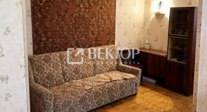 Продам квартиру 2-х комнатную с общей площадью 44.2м2, 3/5 эт., на улице Мкр черноречье, г. Кострома, Костромская обл., Россия, агентство Вектор. Фотография №1
