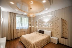 Продам дом 5-ти комнатный с общей площадью 262м2, на улице Юлианська, г. Рославичи , Киевская обл., Украина, агентство Aspo.biz Продам дом 5-ти комнатный с общей площадью 262м2, на улице Юлианська, г. Рославичи , Киевская обл., Украина, агентство Aspo.biz