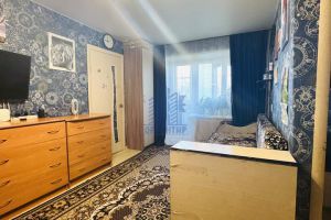 Продам квартиру 2-х комнатную с общей площадью 44м2, 3/4 эт., на улице Молодежная, г. Новочебоксарск, Чувашия респ., Россия, агентство Агентство недвижимости Ориентир