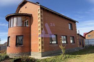 Продам дом с общей площадью 196.8м2, на улице 15-й пер, Индустриальный район, г. Лесной, Алтайский край, Россия, агентство АН Династия 24 Продам дом с общей площадью 196.8м2, на улице 15-й пер, Индустриальный район, г. Лесной, Алтайский край, Россия, агентство АН Династия 24