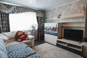 Продам квартиру 2-х комнатную с общей площадью 49.6м2, 4/4 эт., на улице Лагерная, г. Посёлокского типа васильево, Татарстан респ., Россия, агентство Арслан