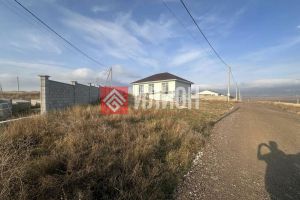 Продам дом 3-х комнатный с общей площадью 95м2, на улице Ясная, г. Пионерское , Крым авт. респ., Россия, агентство Илион