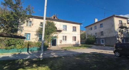 Купить комнату, 17.5 кв. м. Фотография №1 Продам комнату с общей площадью 17.5м2, 2/2 эт., на улице Малиновского, Балаклавский район, г. Инкерман, Крым авт. респ., Россия, агентство Херсонес Недвижимость. Фотография №1