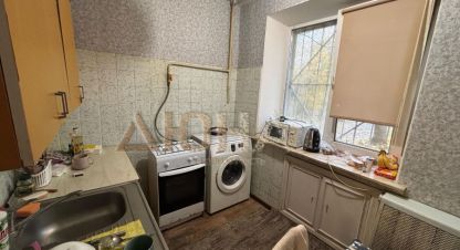 Купить квартиру 2-х комнатную, 40.7 кв. м. Фотография №1 Продам квартиру 2-х комнатную с общей площадью 40.7м2, 1/5 эт., на улице Мкр заветы ильича железнодорожная, г. Пушкино, Московская обл., Россия, агентство Дюна. Фотография №1