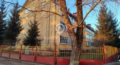 Купить квартиру 3-х комнатную, 77.4 кв. м. Фотография №1 Продам квартиру 3-х комнатную с общей площадью 77.4м2, 4/4 эт., на улице 9 мая, г. Рыбинск, Ярославская обл., Россия, агентство Ваш Вариант. Фотография №1