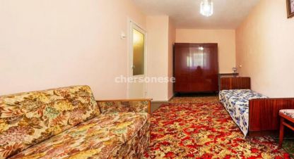 Купить квартиру 1 комнатную, 30.9 кв. м. Фотография №1 Продам квартиру 1 комнатную с общей площадью 30.9м2, 1/5 эт., на улице Ерошенко, Гагаринский район, г. Севастополь, Крым авт. респ., Россия, агентство Херсонес Недвижимость. Фотография №1