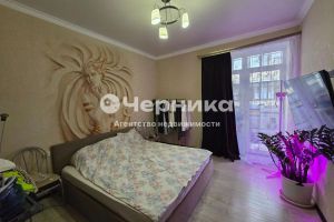 Продам квартиру 2-х комнатную с общей площадью 62.5м2, 1/5 эт., на улице Садовая, г. Ессентуки, Ставропольский край, Россия, агентство АН Черника