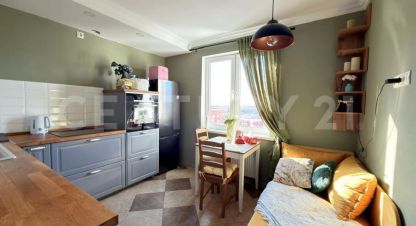Продам квартиру 1 комнатную с общей площадью 35м2, 10/11 эт., на улице Поленова ул  2, г. Обнинск, Калужская обл., Россия, агентство CENTURY 21 Россия. Фотография №1