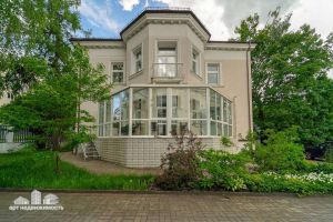 Продам квартиру 5-ти комнатную с общей площадью 155.7м2, 2/2 эт., на улице Броневой пер., ПАРТИЗАНСКИЙ РАЙОН район, г. Минск, Минск, Беларусь, агентство Мольнар Продам квартиру 5-ти комнатную с общей площадью 155.7м2, 2/2 эт., на улице Броневой пер., ПАРТИЗАНСКИЙ РАЙОН район, г. Минск, Минск, Беларусь, агентство Мольнар