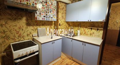 Купить квартиру 1 комнатную, 27.8 кв. м. Фотография №1 Продам квартиру 1 комнатную с общей площадью 27.8м2, 1/16 эт., Выборгский район, г. Санкт-Петербург, Санкт-Петербург, Россия, агентство Александр-Недвижимость. Фотография №1