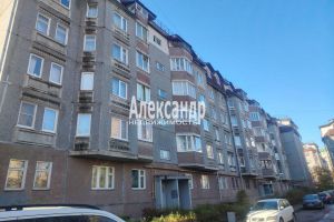 Продам квартиру 2-х комнатную с общей площадью 63м2, 5/6 эт., на улице Кленовая, Всеволожский район, г. Сертолово, Ленинградская обл., Россия, агентство Александр-Недвижимость Продам квартиру 2-х комнатную с общей площадью 63м2, 5/6 эт., на улице Кленовая, Всеволожский район, г. Сертолово, Ленинградская обл., Россия, агентство Александр-Недвижимость