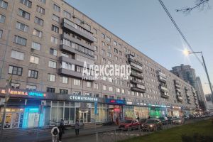 Продам квартиру 2-х комнатную с общей площадью 44.7м2, 9/9 эт., Калининский район, г. Санкт-Петербург, Санкт-Петербург, Россия, агентство Александр-Недвижимость