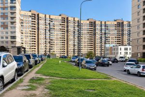 Продам квартиру 1 комнатную с общей площадью 33м2, 3/17 эт., на улице Шоссе в лаврики, г. Мурино, Ленинградская обл., Россия, агентство ТЕРРАСА