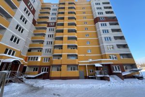 Продам квартиру 2-х комнатную с общей площадью 60.8м2, 5/10 эт., на улице Андрея рублева ул, г. Мичуринский, Брянская обл., Россия, агентство Интернет-партнер