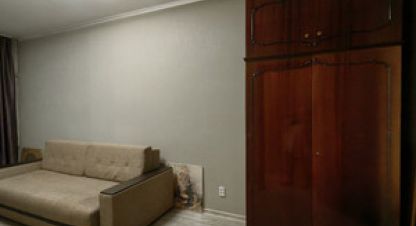 Сдам квартиру 1 комнатную с общей площадью 30м2, 3/3 эт., на улице Чекалова ул, г. Шлиссельбург, Ленинградская обл., Россия, агентство Интернет-партнер. Фотография №1