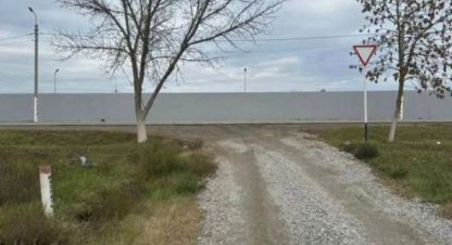 Купить земельный участок. Фотография №1 Продам земельный участок, г. Тахтамукай аул, Адыгея респ., Россия, агентство Мореон Инвест. Фотография №1