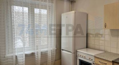 Сдам квартиру 1 комнатную с общей площадью 32м2, 3/9 эт., на улице Шенкурская, Калининский район район, г. Челябинск, Челябинская обл., Россия, агентство 74 метра. Фотография №1