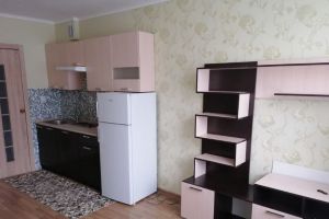 Продам квартиру 1 комнатную с общей площадью 21м2, 3/3 эт., на улице Лазурная, Пок голубево район, г. Голубево, Калининградская обл., Россия, агентство Home Invest
