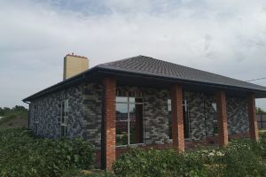 Продам дом 5-ти комнатный с общей площадью 168.8м2, на улице Среднеахтубинский, г. Бурковский х, Волгоградская обл., Россия, агентство Агентство недвижимости "Партнёр"