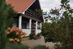 Продам дом 4-х комнатный с общей площадью 120м2, г. Бурковский х, Волгоградская обл., Россия, агентство Агентство недвижимости "Партнёр" Продам дом 4-х комнатный с общей площадью 120м2, г. Бурковский х, Волгоградская обл., Россия, агентство Агентство недвижимости "Партнёр"