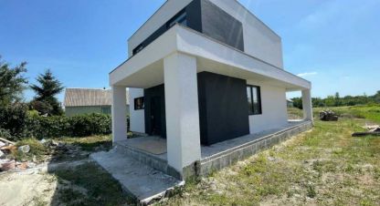 Купить дом 5-ти комнатную, 178 кв. м., Украина, г. Гнедин. Фотография №8