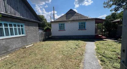 Продам дом 3-х комнатный с общей площадью 71м2, на улице Ватутина генерала пер, г. Гнедин, Киевская обл., Украина, агентство Aspo.biz. Фотография №1