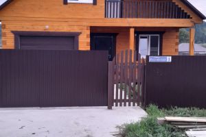 Продам дом 2-х комнатный с общей площадью 120м2, на улице Российская, Качугский (якутский) тракт район, г. Карлук, Иркутская обл., Россия, агентство Агентство Недвижимости "ЖФ-Илим"