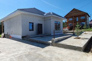 Продам дом 3-х комнатный с общей площадью 100м2, г. Карлук, Иркутская обл., Россия, агентство Агентство Недвижимости "ЖФ-Илим"