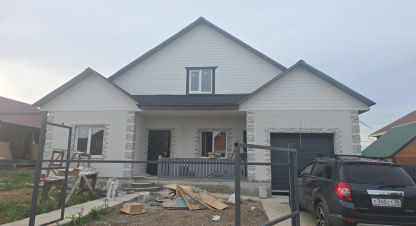 Продам дом 3-х комнатный с общей площадью 140м2, на улице Ипатова романа, Качугский (якутский) тракт район, г. Карлук, Иркутская обл., Россия, агентство Агентство Недвижимости ЖФ-Илим. Фотография №1