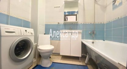 Купить квартиру на улице Ленинградская всеволожский  мурино охтинская аллея 14 подъезд г. Мурино. Фотография №4