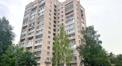 Продам квартиру 2-х комнатную с общей площадью 46.5м2, 1/14 эт., на улице Трудящихся, Колпинский район, г. Колпино, Санкт-Петербург, Россия, агентство Bridge Estate . Фотография №1