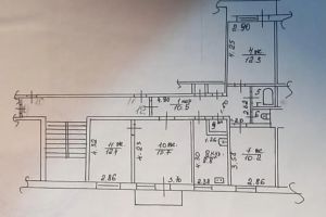 Продам квартиру 4-х комнатную с общей площадью 76.2м2, 3/5 эт., на улице Циолковского, Северо-западный район, г. Таганрог, Ростовская обл., Россия, агентство агентство недвижимости "Мир Жилья" 