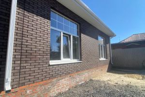 Продам дом 3-х комнатный с общей площадью 140м2, на улице Ломоносова, Западный район, г. Таганрог, Ростовская обл., Россия, агентство агентство недвижимости "Мир Жилья" 