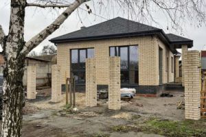 Продам дом 3-х комнатный с общей площадью 72м2, на улице 26-й, Центральный район, г. Таганрог, Ростовская обл., Россия, агентство агентство недвижимости "Мир Жилья" 