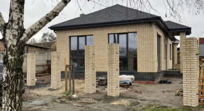 Купить дом 3-х комнатную, 72 кв. м. Фотография №1 Продам дом 3-х комнатный с общей площадью 72м2, на улице 26-й, Центральный район, г. Таганрог, Ростовская обл., Россия, агентство агентство недвижимости Мир Жилья . Фотография №1