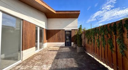 Купить дом 4-х комнатную, 116 кв. м. Фотография №1 Продам дом 4-х комнатный с общей площадью 116м2, Центральный район, г. Таганрог, Ростовская обл., Россия, агентство агентство недвижимости Мир Жилья . Фотография №1