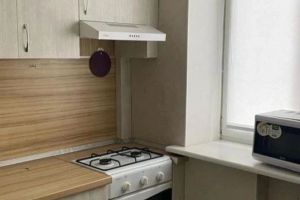 Продам квартиру 1 комнатную с общей площадью 30м2, 1/5 эт., на улице Менделеева, Северо-западный район, г. Таганрог, Ростовская обл., Россия, агентство агентство недвижимости "Мир Жилья" 