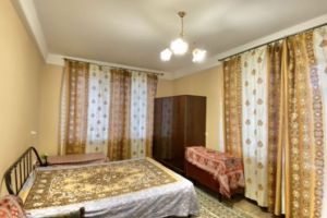 Продам квартиру 1 комнатную с общей площадью 31.4м2, 4/5 эт., на улице Ветеранов пр-кт, Кировский район, г. Санкт-Петербург, Санкт-Петербург, Россия, агентство Адмирал