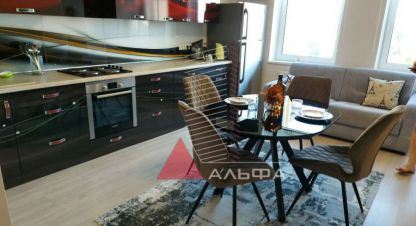 Продам квартиру 3-х комнатную с общей площадью 115м2, 4/6 эт., на улице Полупанова, г. Евпатория, Крым авт. респ., Россия, агентство Альфа Недвижимость. Фотография №1