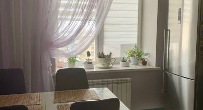 Продам квартиру 2-х комнатную с общей площадью 78м2, 6/10 эт., на улице Даугавская ул, Советский район, г. Волгоград, Волгоградская обл., Россия, агентство Живем Дома. Фотография №1