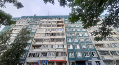 Продам квартиру 2-х комнатную с общей площадью 52м2, 7/9 эт., на улице Тверская, г. Колпино, Санкт-Петербург, Россия, агентство Интернет-партнер. Фотография №1