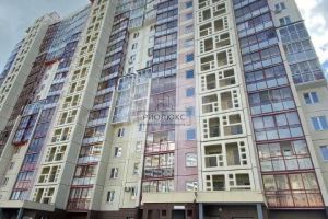 Продам квартиру с общей площадью 24м2, 14/17 эт., на улице Александра Шмакова, г. Челябинск, Челябинская обл., Россия, агентство РиоЛюкс