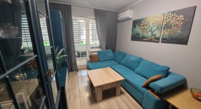 Продам квартиру 3-х комнатную с общей площадью 65.1м2, 1/10 эт., на улице Дзержинского пр-кт, Южный район, г. Новороссийск, Краснодарский край, Россия, агентство Интернет-партнер. Фотография №1