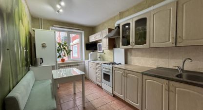 Продам квартиру 4-х комнатную с общей площадью 80.7м2, 1/10 эт., на улице Южное шоссе, Автозаводский район, г. Нижний Новгород, Нижегородская обл., Россия, агентство Интернет-партнер. Фотография №1