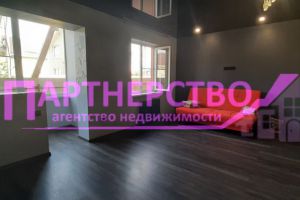 Продам квартиру 1 комнатную с общей площадью 35м2, 1/4 эт., на улице Ленина, г. Козет, Адыгея респ., Россия, агентство АН "Партнерство"