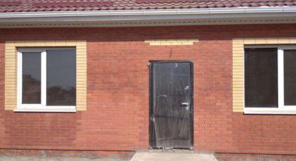 Купить дом 3-х комнатную, 65 кв. м. Фотография №1 Продам дом 3-х комнатный с общей площадью 65м2, на улице 60к-24, Прикубанский район, г. Ростов-на-Дону, Ростовская обл., Россия, агентство АН Эксперт. Фотография №1