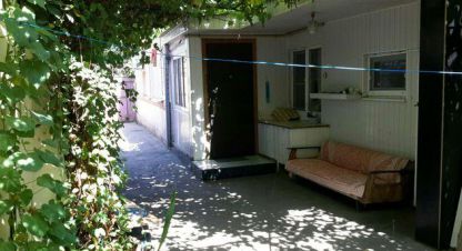 Купить дом 3-х комнатную, 67 кв. м. Фотография №1 Продам дом 3-х комнатный с общей площадью 67м2, на улице 33-я линия, Пролетарский район, г. Ростов-на-Дону, Ростовская обл., Россия, агентство АН Эксперт. Фотография №1