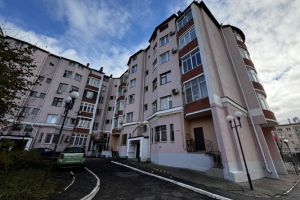 Продам квартиру 4-х комнатную с общей площадью 158.5м2, 4/5 эт., на улице Восстания ул, Московский район, г. Казань, Татарстан респ., Россия, агентство Интернет-партнер