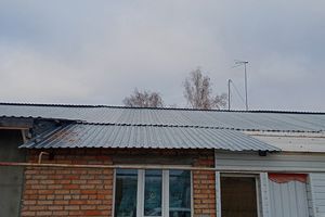 Продам квартиру 3-х комнатную с общей площадью 86.6м2, 1/1 эт., на улице Школьная, г. Леонидовка, Пензенская обл., Россия, агентство Интернет-партнер